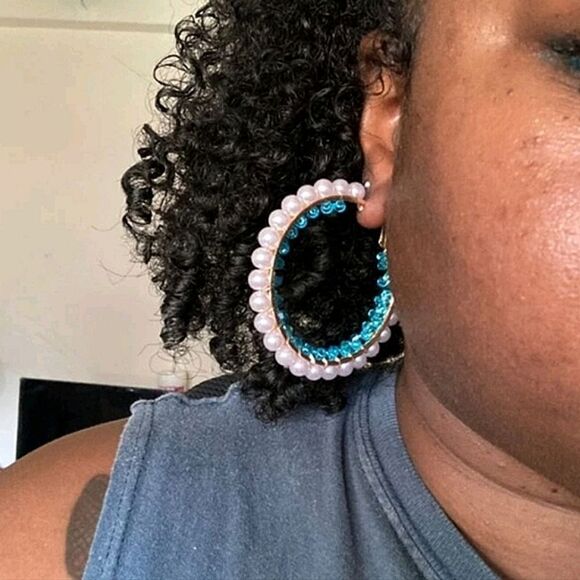 💖2/$30 Gold tone boho hoop pearl blue turquoise beaded coquette chunky earrings - Picture 6 of 17